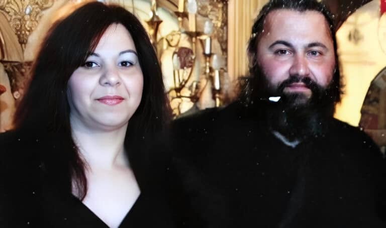 ΠαπαΘανάσης Αυγερόπουλος: Ο εραστής καια το πανούργο σχέδιο της Σατανικής Παπαδιάς