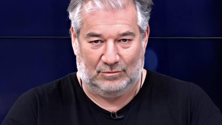 Νίκος Καραχάλιος για Μαρία Καρυστιανού: «Να δώσει αναφορά για το που πήγαν τα λεφτά της συναυλίας»