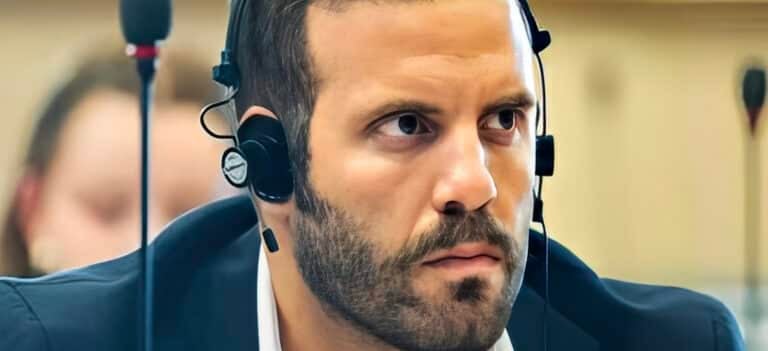 Ο ευρωβουλευτής του ΣΥΡΙΖΑ Νίκος Παππάς γρονθοκόπησε δημοσιογράφο