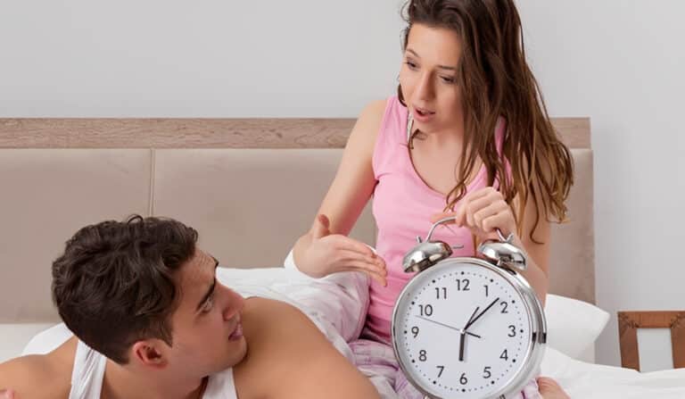 Πόσα λεπτά «αντέχει» ένας άνδρας στο σeξ