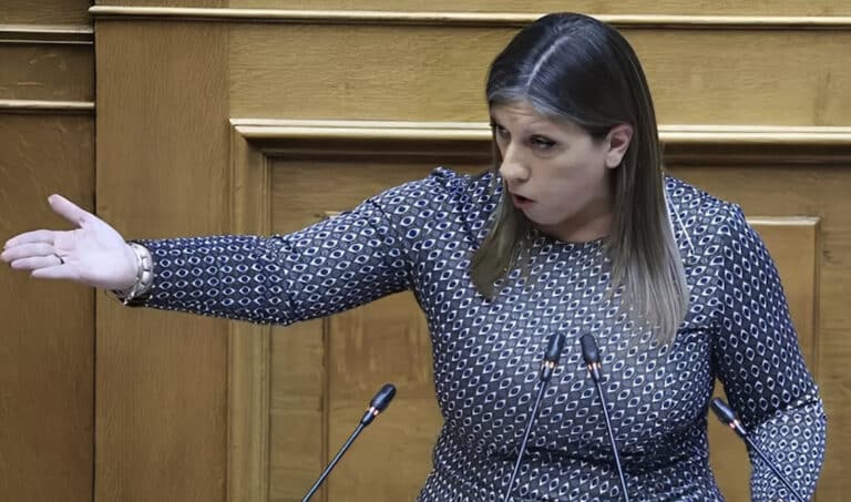 Χαμός με τη Ζωή Κωνσταντοπούλου στην εξεταστική για τον ΟΠΕΚΕΠΕ – Ποιους τραβούσε βίντεο