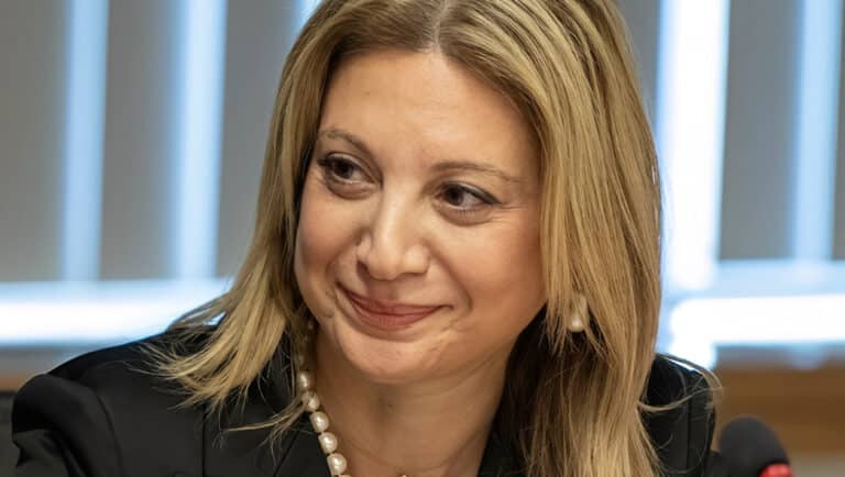 Καρυστιανού: «Το κίνημα οργανώνεται – Έχουμε επιτροπή “σοφών” για τη σωτηρία της χώρας»