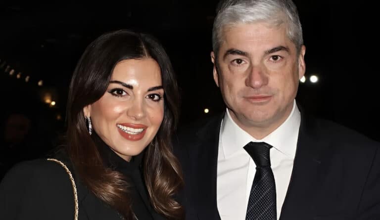 Σταματίνα Τσιμτσιλή: Η φωτογραφία με τον σύζυγό της, Θέμη Σοφό και οι ευχές για την γιορτή του