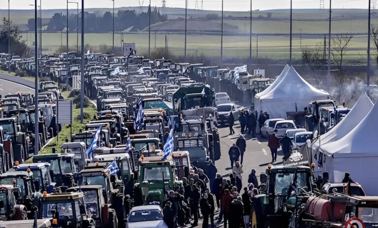 18 μπλόκα αγροτών ανοίγουν τον δρόμο του διαλόγου και ζητούν συνάντηση με την κυβέρνηση