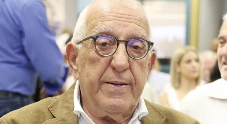 Την κατάργηση της ζωντανής μετάδοσης των Εξεταστικών Επιτροπών θα εισηγηθεί ο Κακλαμάνης