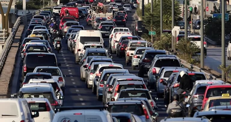 Απλήρωτα τα τέλη κυκλοφορίας για 4,2 εκατ. οχήματα – Ποιος είναι ο λόγος