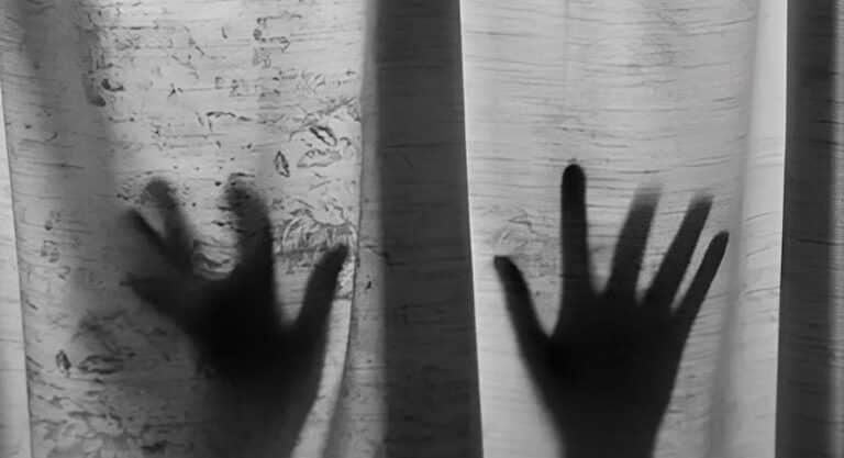 Καταγγελία σοκ 13χρονης για απόπειρα βιασμού της από δύο ανήλικους Αιγύπτιους – Πρώτα της έδωσαν χασίς