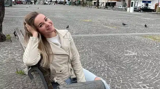 38χρονη μητέρα πέθανε μετά από την πιο επικίνδυνη πλαστική επέμβαση 2 0 mother dies after buttock enlargement in moscow 1 east2west news