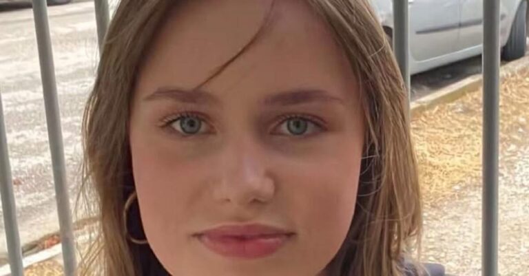 «Λόρα φοβόμαστε, επικοινώνησε μαζί μας»: Έκκληση από την μητέρα της 16χρονης που αγνοείται από το μεσημέρι της Πέμπτης