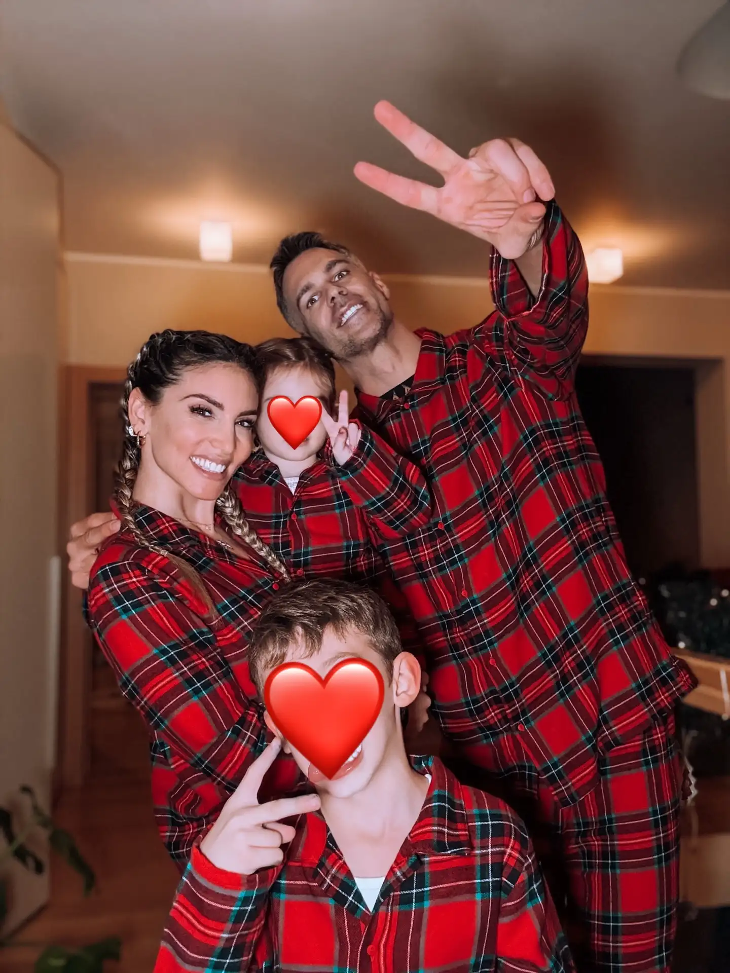 athinao1konomakou 1767207032 3799930460512842361 8279064