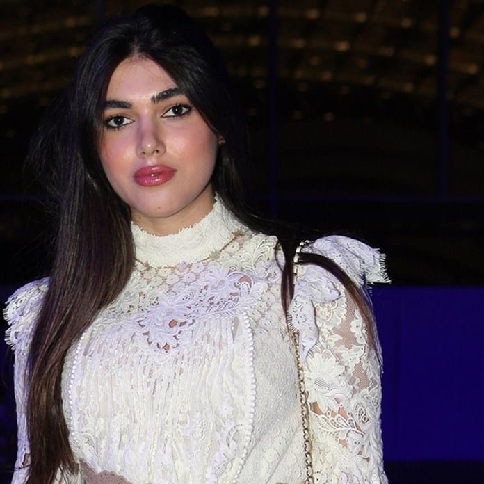 b9ffa7dabd7b448b99b15d2a4f8c0c47