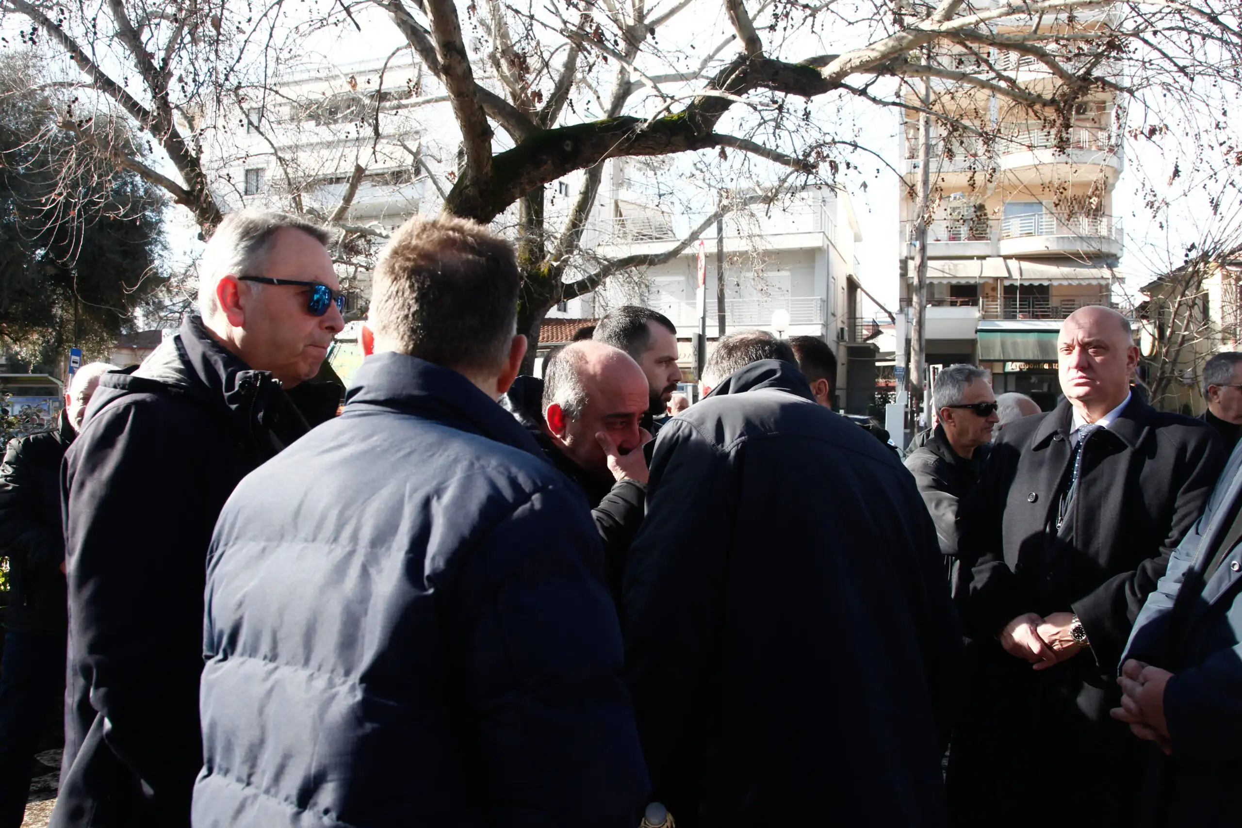 Βιολάντα: Θρήνος στην κηδεία της 44χρονης Έλενας Κατσαρού που σκοτώθηκε στην έκρηξη στο εργοστάσιο 6 elena katsarou eurok scaled 1