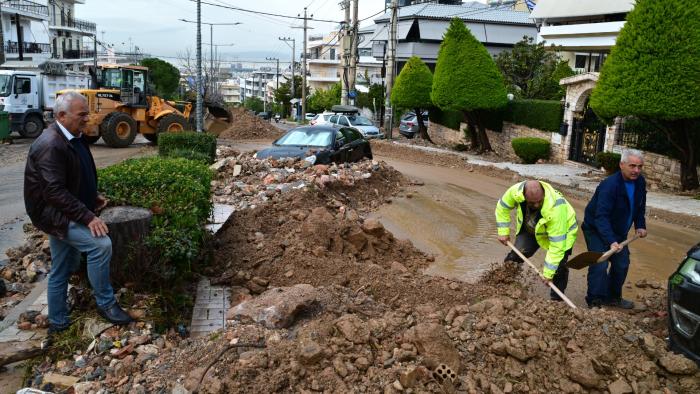 fusika fainomena katastrofes