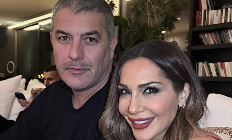 Δέσποινα Βανδή: Καλωσόρισε το 2026 με μια φωτογραφία του Βασίλη Μπισμπίκη