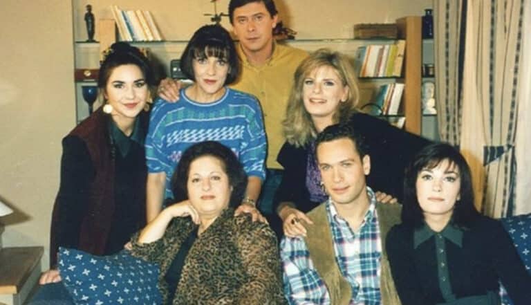 Εμείς κι Εμείς: Η πρόβλεψη για το 2026 και η αντίδραση του σεναριογράφου