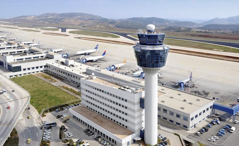 Μπλακ άουτ σε όλα τα ελληνικά αεροδρόμια λόγω τεχνικού προβλήματος