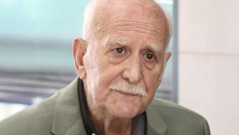 Έφυγε από τη ζωή ο Γιώργος Παπαδάκης σε ηλικία 74 ετών