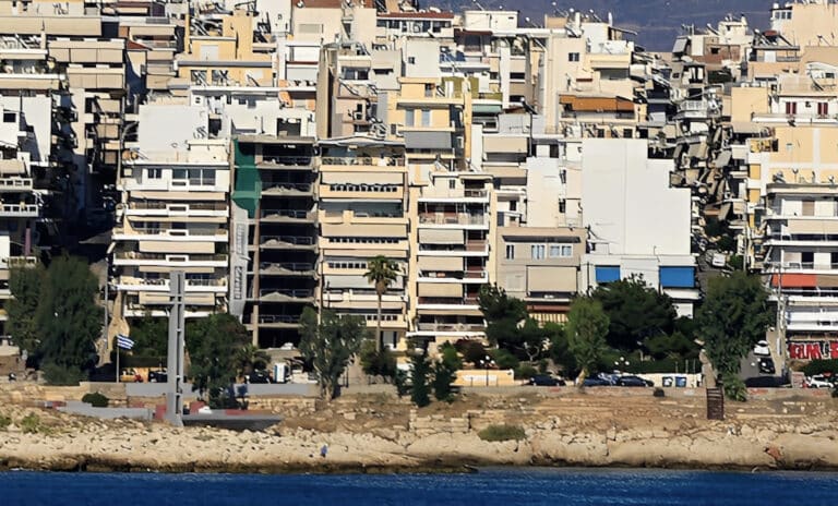 Πότε ξεκινούν αιτήσεις για ανακαίνιση σπιτιού με επιδότηση  36.000 ευρώ