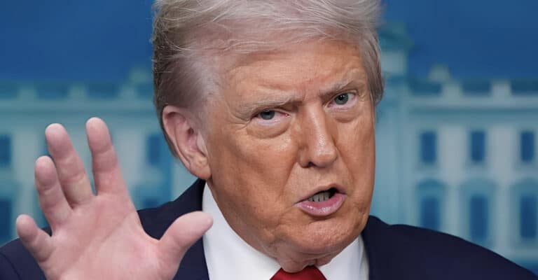 «Βόμβα» από τον Τραμπ – Έβαλε στο μάτι και τρίτη χώρα – Αυτή την χώρα απείλησε