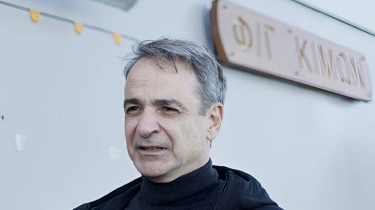 Μητσοτάκης από φρεγάτα «Κίμων»: «Χρέος μου να παραδώσω μια πατρίδα πιο ασφαλή από ό,τι την παρέλαβα»