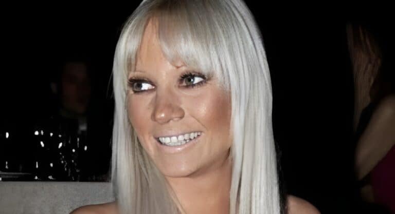 Τζούλια Αλεξανδράτου: ΣΤΕΡΕΨΑΝ οι πετρελαιοπηγές όταν εμφανίστηκε έτσι