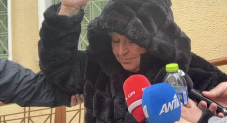 Ποινή φυλάκισης δύο ετών στη διευθύντρια που έδεσε με ταινία 13χρονο, «το έκανα για πλάκα, δεν δυσανασχετούσε» είπε