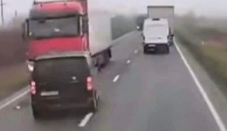 Επτά νεκροί σε τροχαίο δυστύχημα με οπαδούς του ΠΑΟΚ στη Ρουμανία