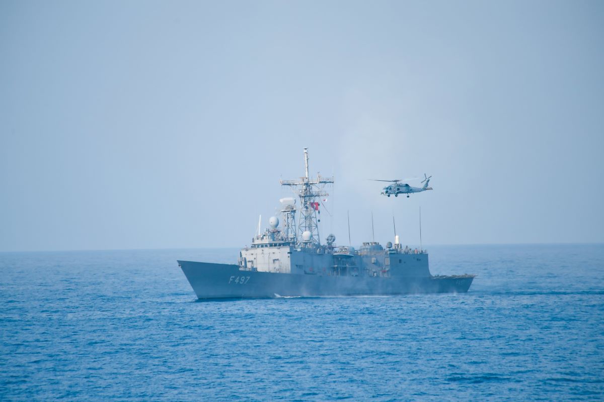 tourkia polemiko ploio