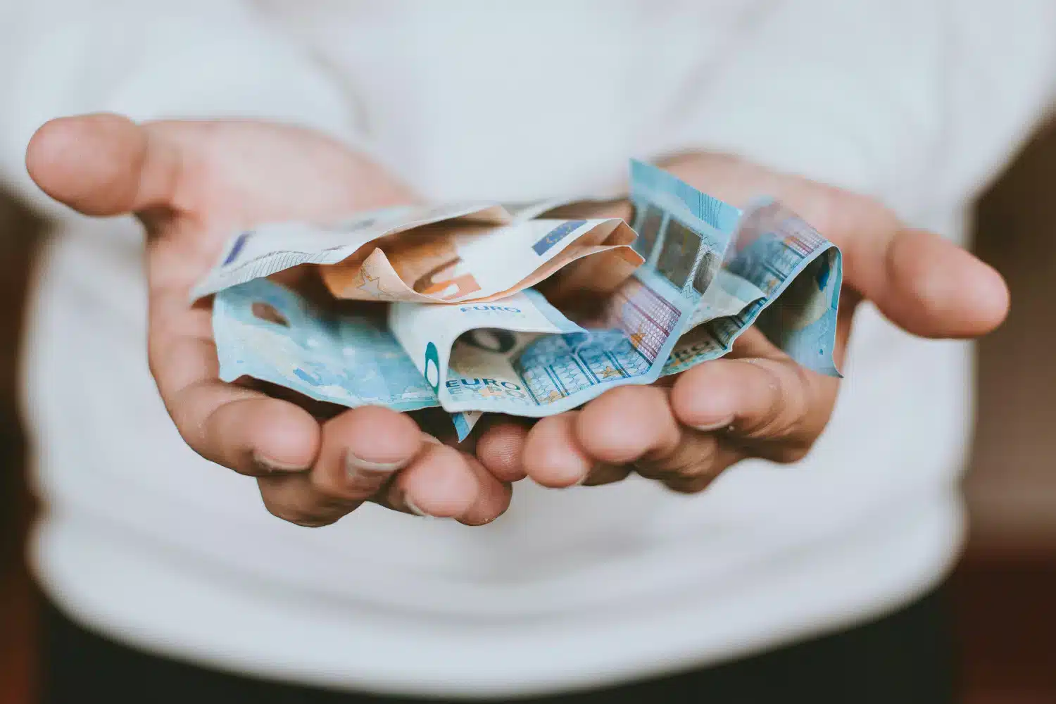 xrimata evro 10 12.jpg