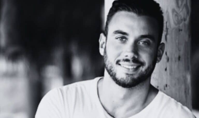 Θρήνος για τον Βασίλη που πέθανε μόλις στα 43 του