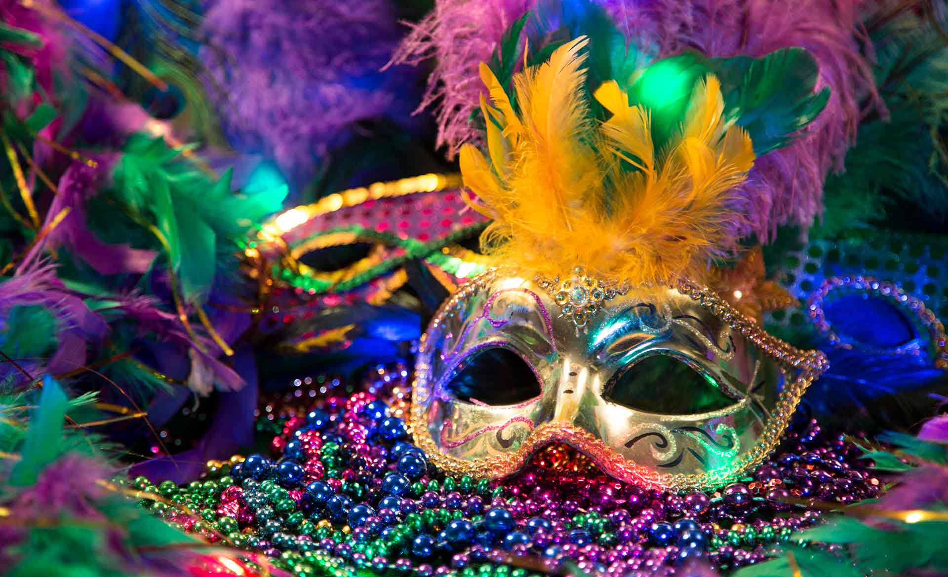 apokries stin ellada pos giortazetai