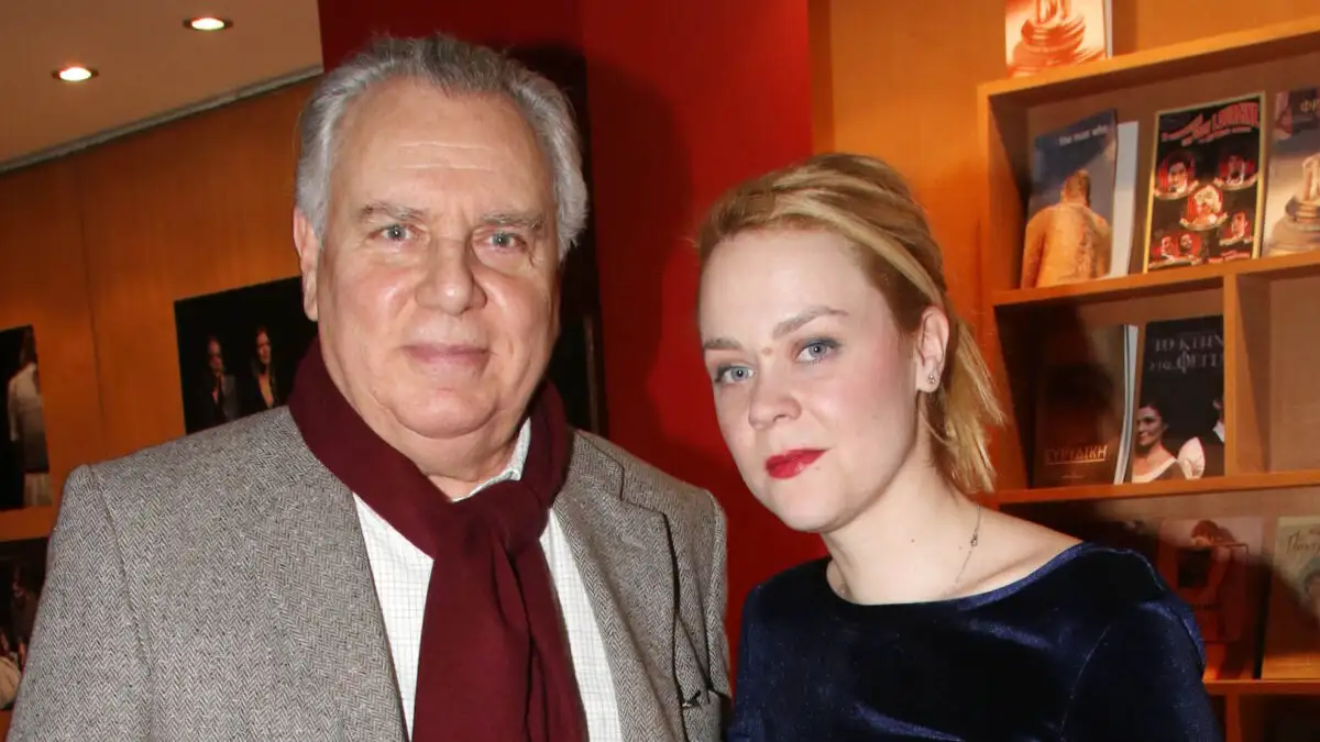 papaligouras ndp1 1200x675 1