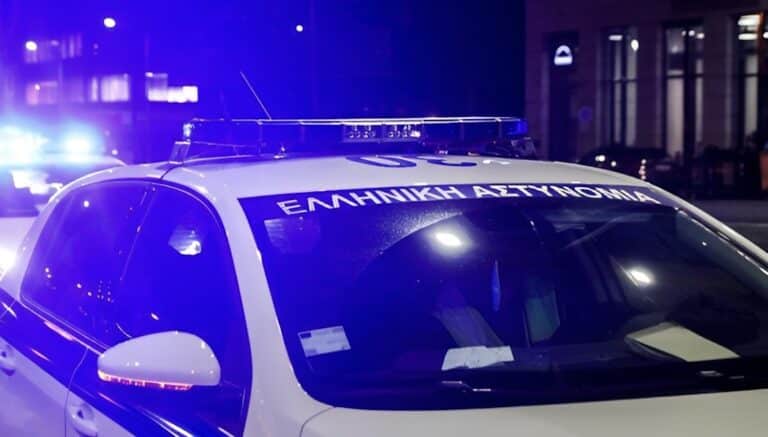 Νέα Πέραμος: «Γαζωμένος» από σφαίρες και δεμένος χειροπόδαρα ο άνδρας που βρέθηκε νεκρός στο ρέμα