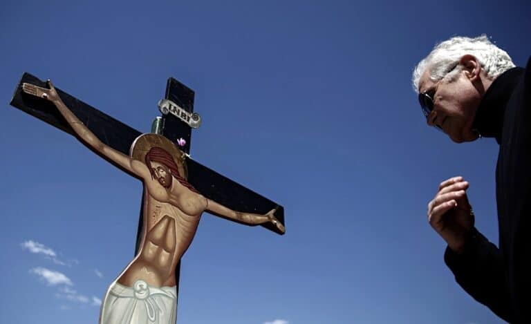 Πότε πέφτει το Πάσχα 2026, η Τσικνοπέμπτη και η Καθαρά Δευτέρα