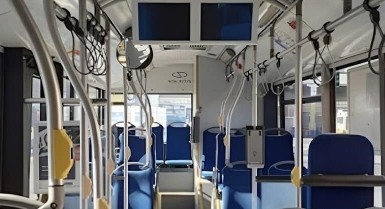 Πειραιάς: Επίθεση σε 23χρονη μέσα στο λεωφορείο