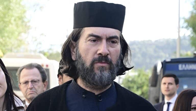 Καταπέλτης η εισαγγελέας για τον πατέρα Αντώνιο: Ζητά την ενοχή του για σωματικές κακοποιήσεις παιδιών