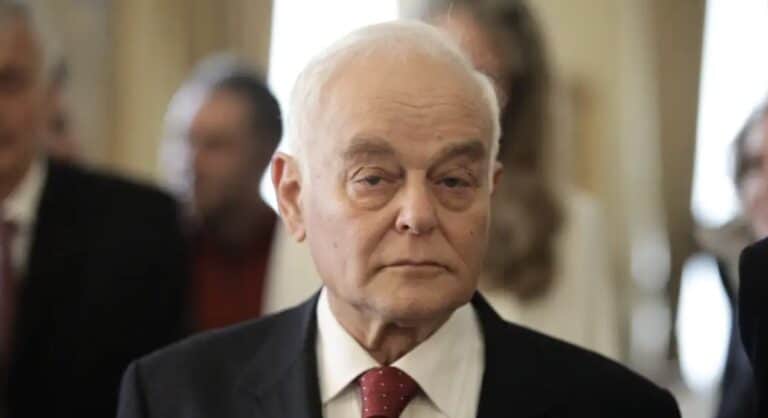 Πέθανε ο Αντώνης Μανιτάκης σε ηλικία 82 ετών, διαπρεπής συνταγματολόγος και πρώην υπουργός