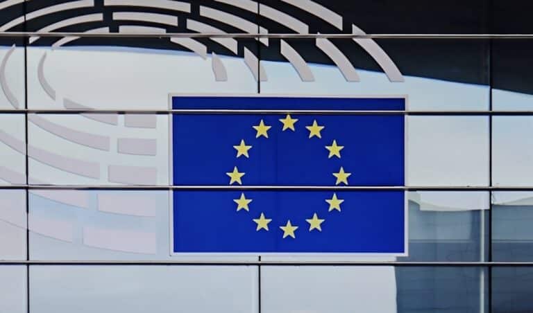 Ευρώπη: Μισθός 6.000€ και μόνιμη δουλειά – Πολλοί θα θελήσουν, λίγοι θα τα καταφέρουν