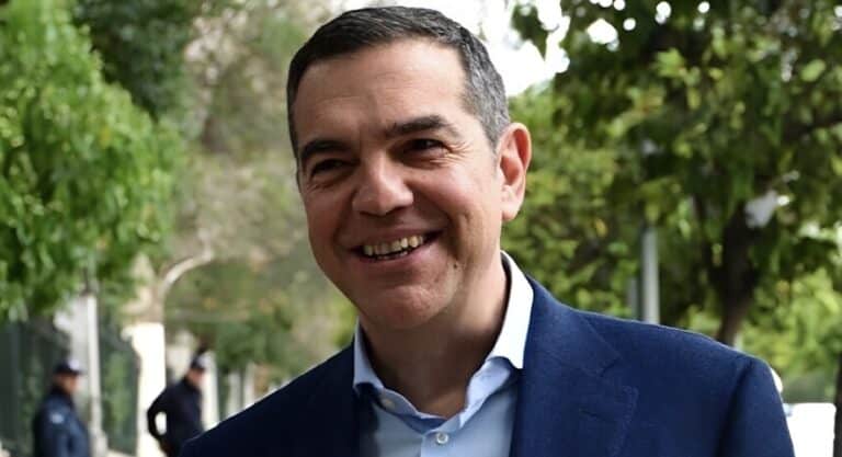 Αλέξης Τσίπρας: «Οι προοδευτικές δυνάμεις πρέπει να αντισταθούμε»