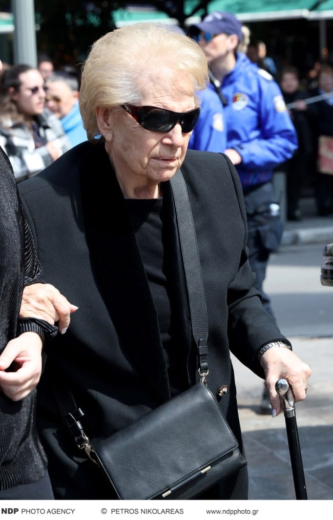 02a5d76fea6d4f16a4147b8980e0fe55