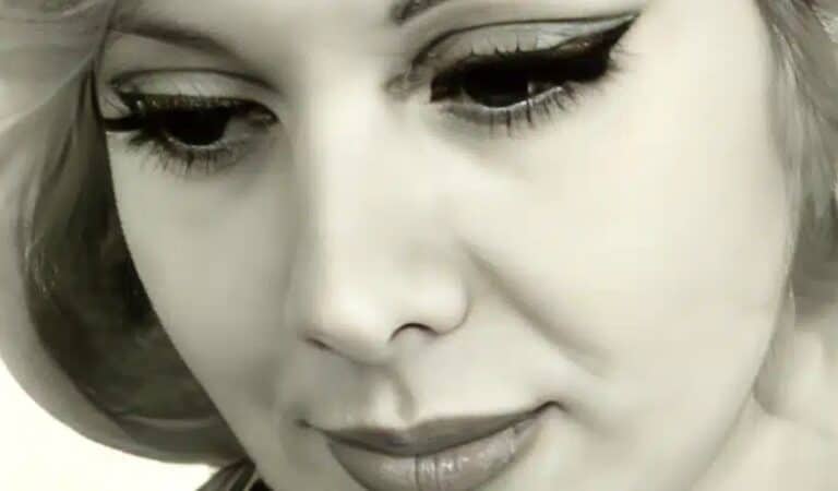 Η παρουσιάστρια θρύλος της ΕΡΤ: Η παρουσία της στην ΕΡΤ σφράγισε τις δεκαετίες ’70 και 80 – Ξεχώριζε για την ωραία άρθρωση και το αριστοκρατικό στιλ της