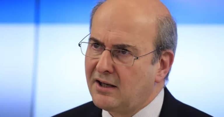 Κωστής Χατζηδάκης: «Πού θα βρισκόταν η χώρα αν δεν υπήρχε η Νέα Δημοκρατία;»