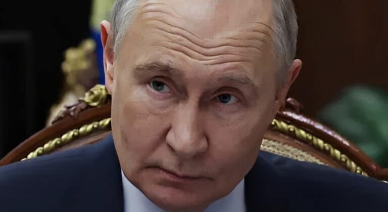 Σκληρή αντίδραση Πούτιν για τη δολοφονία Χαμενεΐ – «Κυνική παραβίαση ηθικής και διεθνούς δικαίου»