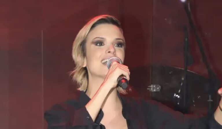 Κατερίνα Λιόλιου: Η στιγμή που βάζει τα κλάματα πάνω στη σκηνή