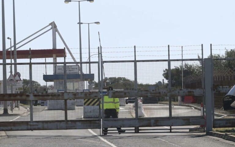 Κύπρος: Εκκενώνεται το Ακρωτήρι και το αεροδρόμιο της Πάφου