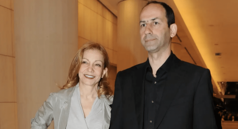 Χώρισε με τον επί  33 χρόνια σύζυγό της  η Πέμη Ζούνη