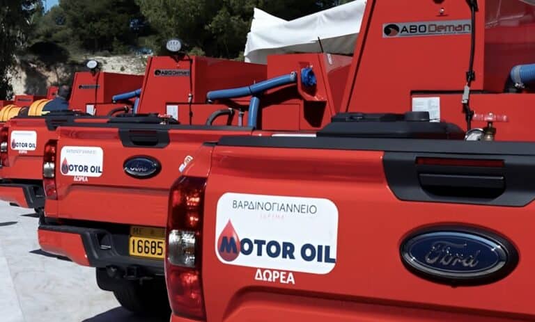 Δωρεά πυροσβεστικών οχημάτων σε δήμους από τον Βαρδινογιάννη