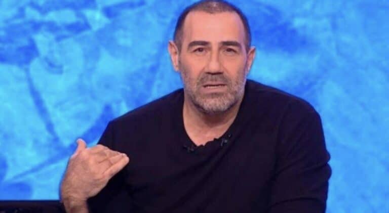 Αντώνης Κανάκης: Επίθεση ολομέτωπη στα τρολ της κυβέρνησης όπως τα λέει ο παρουσιαστής