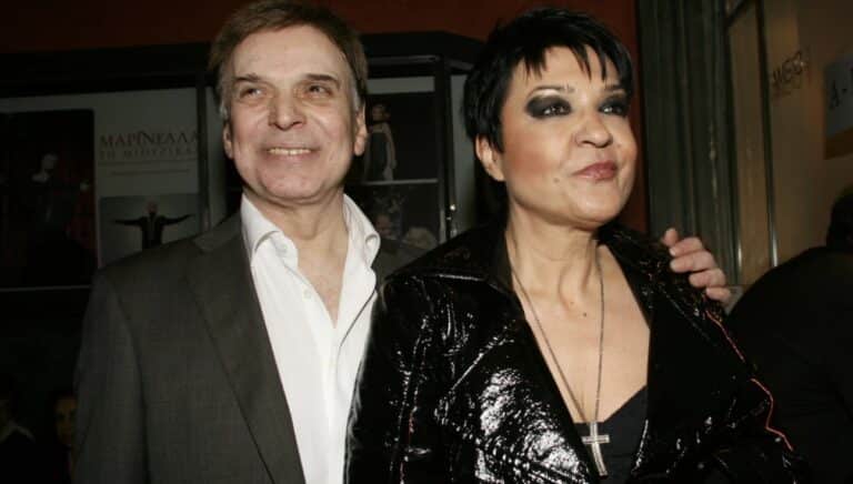 Όταν ο Γιώργος Μαρίνος έδειρε έναν άντρα επειδή έβαλε μια γαρδένια στο φουστάνι της Μπαλανίκα