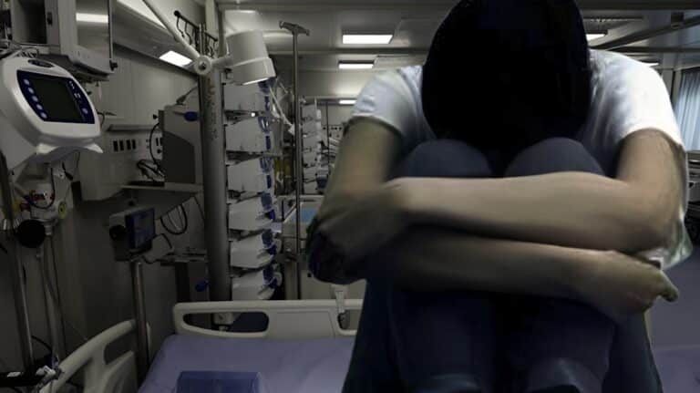 Θρίλερ με τον άγριο ξυλοδαρμό 24χρονης στη Βέροια – Δίνει «μάχη» για τη ζωή της στη ΜΕΘ